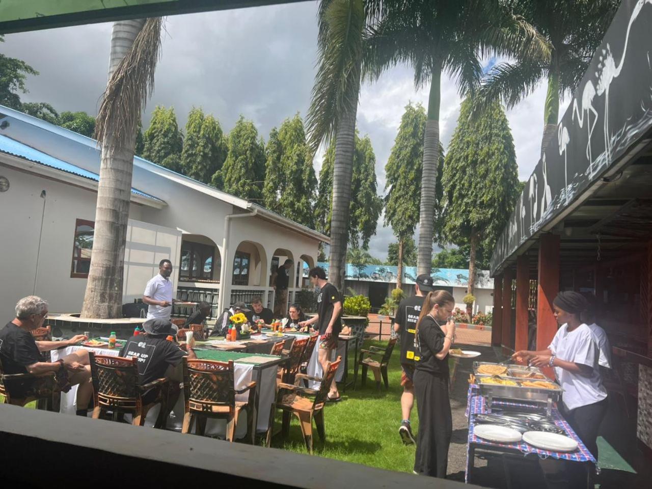 Kilimanjaro Trekcity Hostel Moshi Luaran gambar